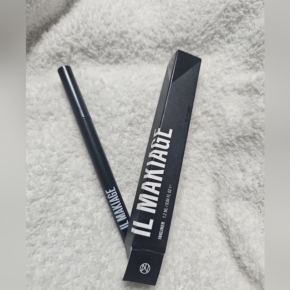 IL MAKIAGE Inkliner Liquid Eyeliner in black